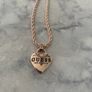 GUESS ROSE GOLD NECKLACE NWT